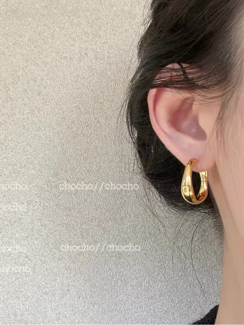Hoop Earrings - Picture 4 of 4